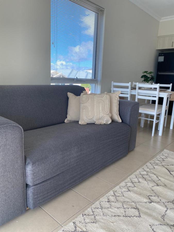 Modern Luxury 1 Bedroom Apartment - Walk To The Shops! Free Wifi Clarkson 외부 사진